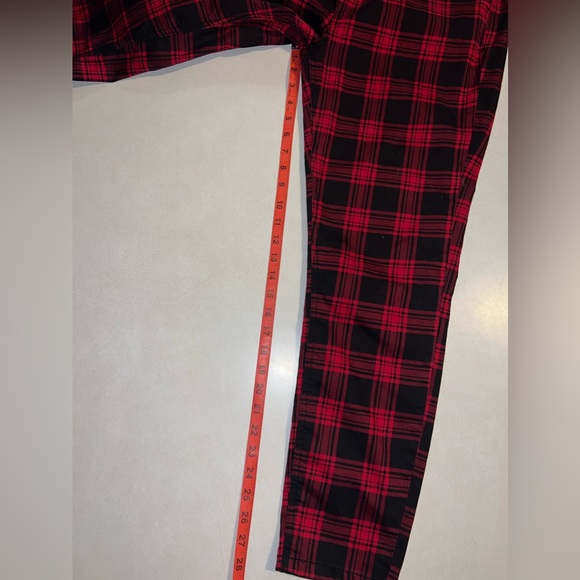 Hot Topic Plaid Pants Womens 15 Red Black - Picture 4 of 4